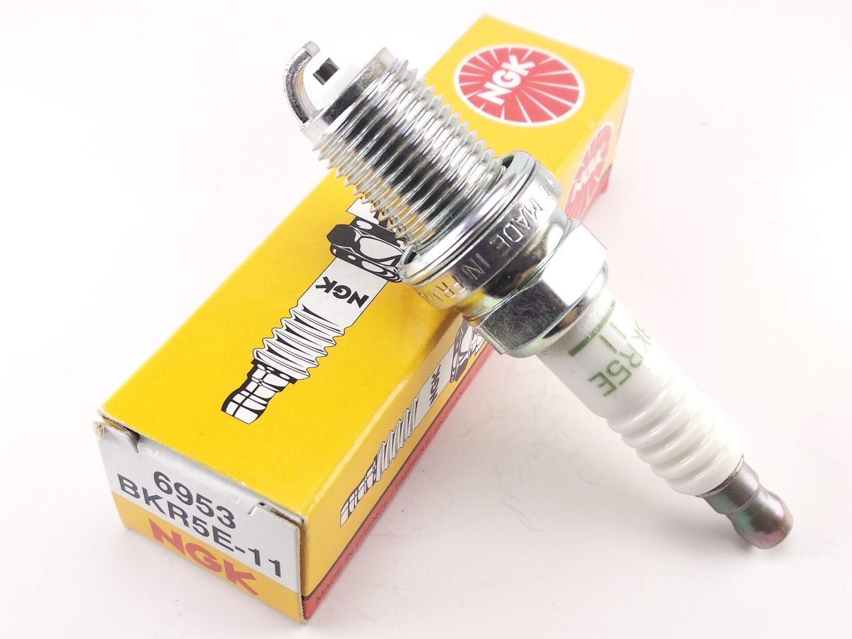 شمع خودرو NGK مدل BKR5E-11 6953 نیکل (اصلی) شمع خودرو NGK مدل BKR5E-11 6953 نیکل (اصلی)